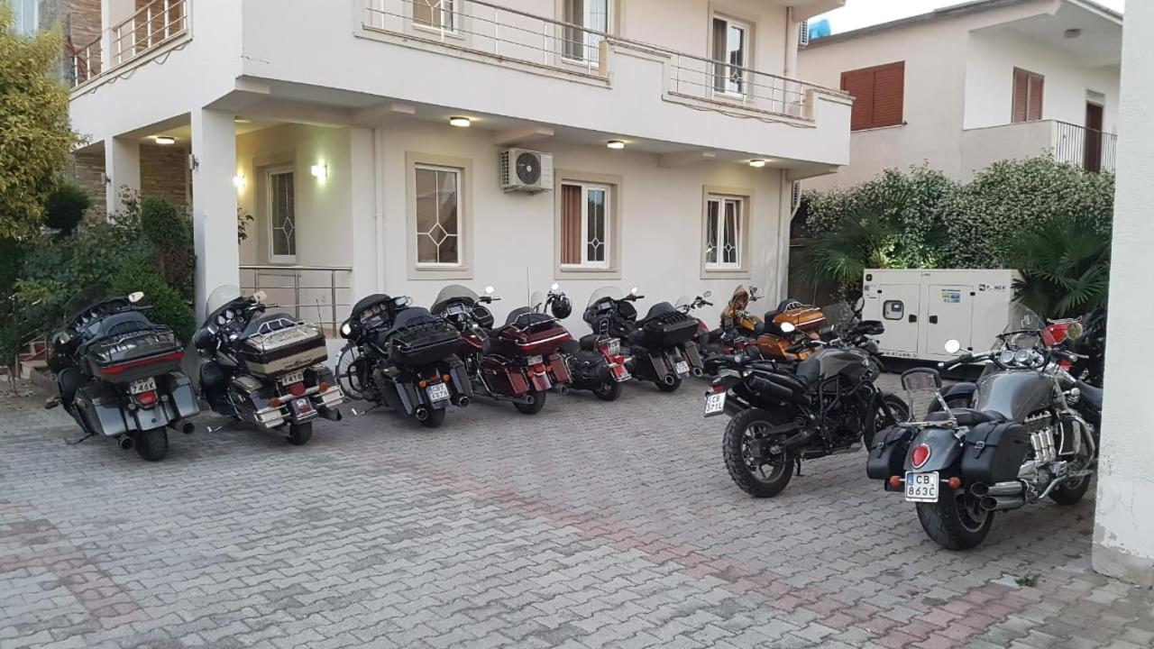 Hotel Emigranti Shkoder Exterior photo